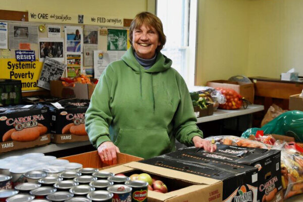 Volunteer: food assistance western massachusetts, ending hunger in western ma, food bank volunteers packing food, mobile food bank distribution, free groceries for families in need, fighting food insecurity in massachusetts, senior food assistance program, snap enrollment help western ma, fresh produce donation drive, hunger relief nonprofit massachusetts, community food programs western ma, children receiving healthy meals, food pantry partner agency, donate to food bank wma, volunteer at food bank western ma, food distribution center chicopee ma, equitable access to food, nutritious food for local families, feeding our neighbors in need, hunger relief community support, food justice in western massachusetts, school-based food support programs, emergency food delivery service, local food drive collection, support your local food bank